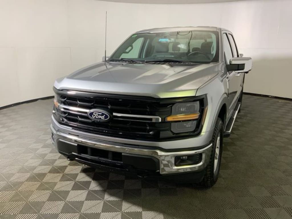 New 2025 Ford F-150 XLT Truck SuperCrew Cab