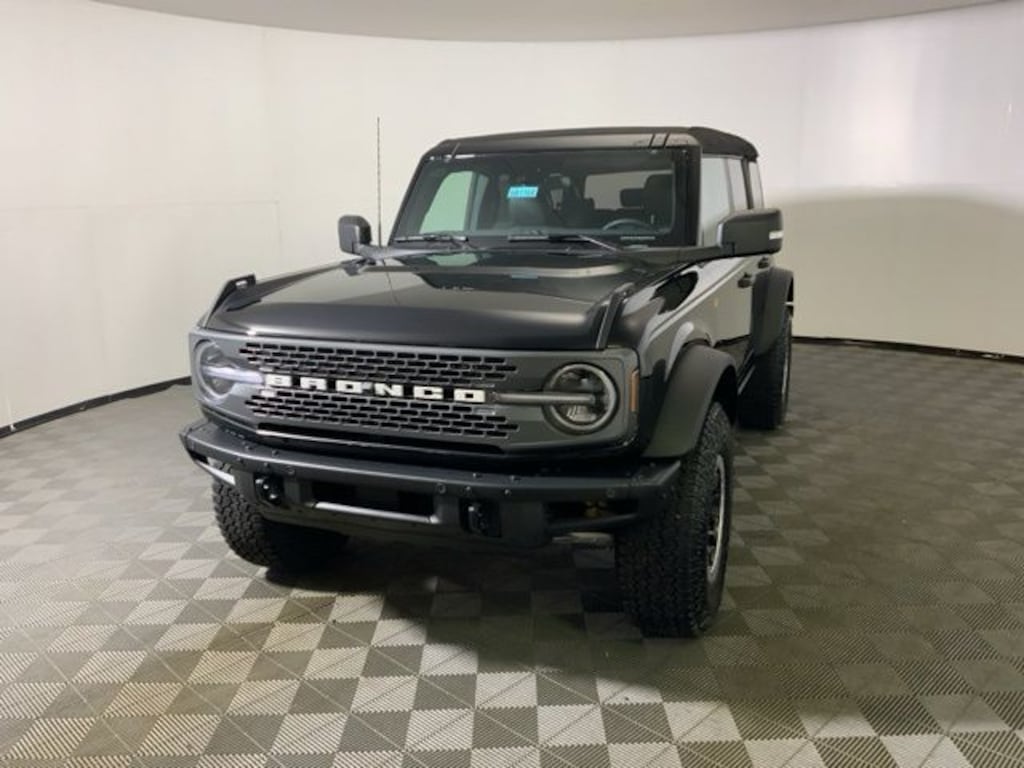 New 2025 Ford Bronco Badlands SUV