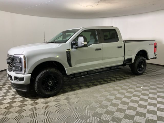 2026 Ford F-350 Super Duty XL - Photo 11