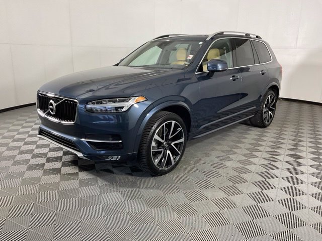 2019 Volvo XC90 Momentum