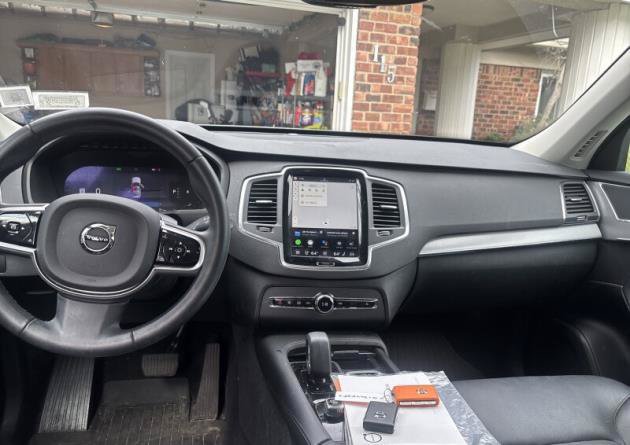Used 2025 Volvo XC90 B5 Core SUV