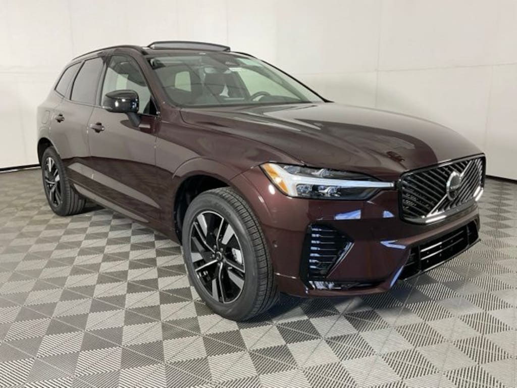 New 2026 Volvo XC60 B5 Plus SUV