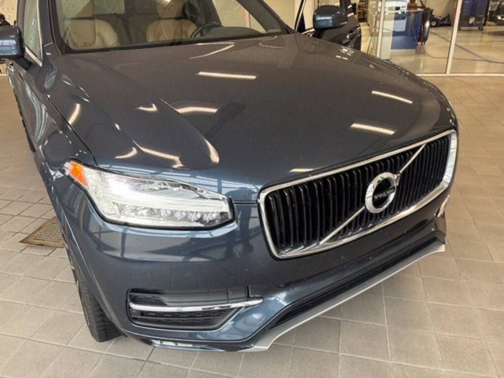 Used 2019 Volvo XC90 T6 Momentum SUV