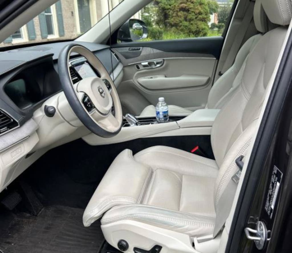 Used 2024 Volvo XC90 plug-in hybrid T8 Ultimate Bright 7-Seater SUV
