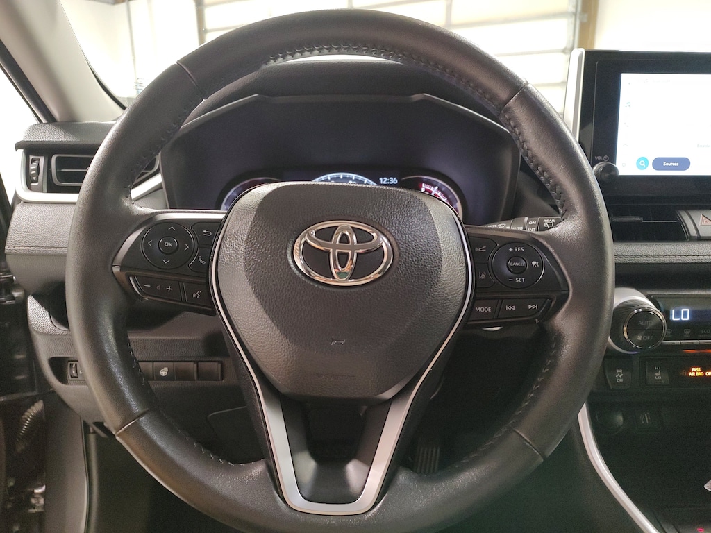 Used 2025 Toyota RAV4 XLE SUV