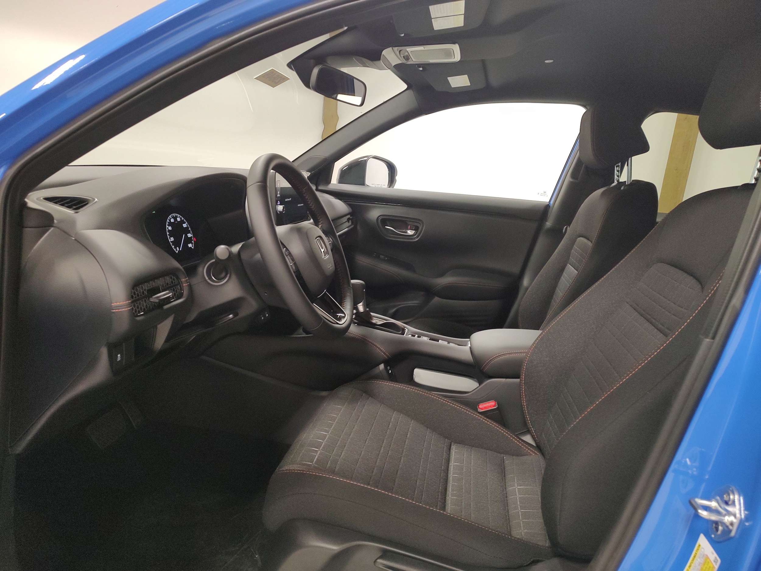 2027 Honda HR-V Sport - Photo 9