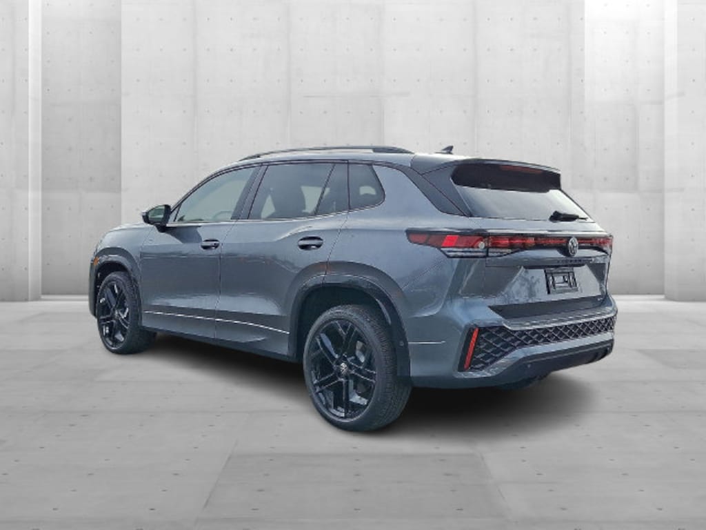 New 2026 Volkswagen Tiguan SE R-Line Black SUV