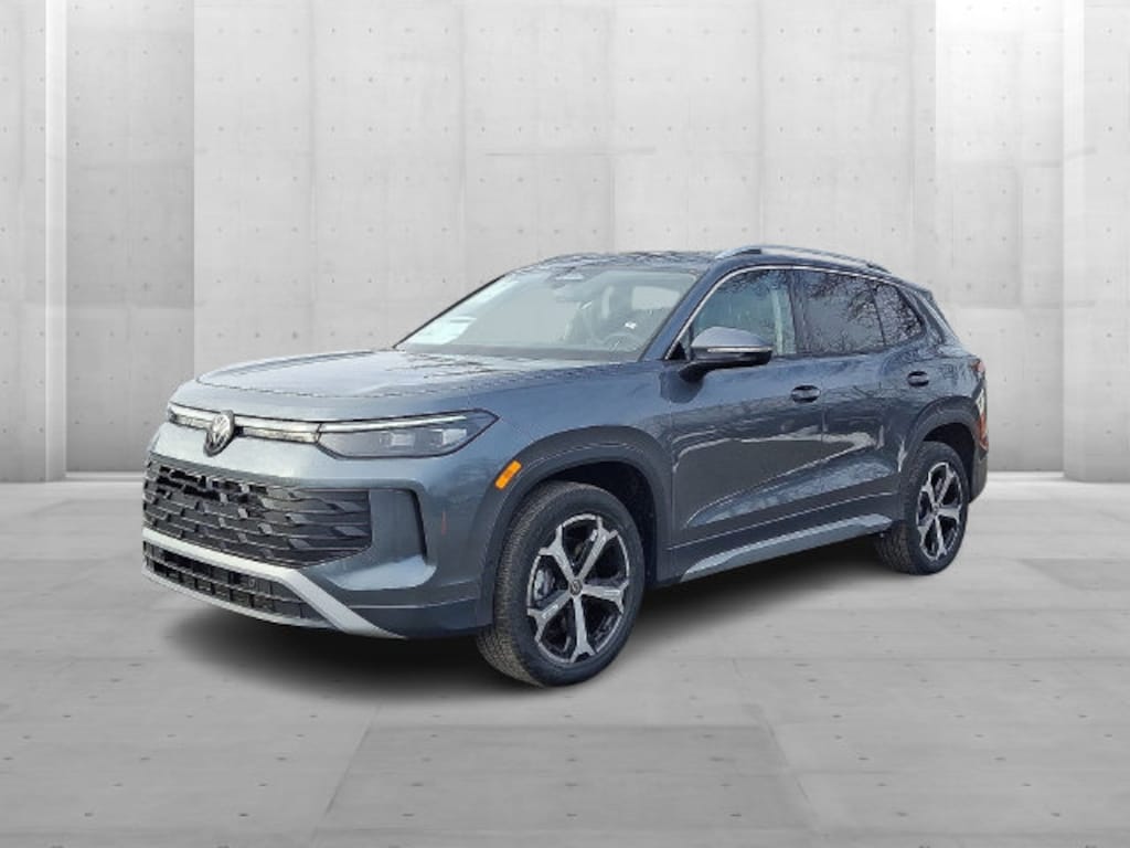 New 2026 Volkswagen Tiguan SE SUV