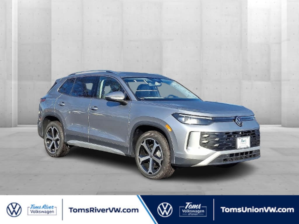 New 2026 Volkswagen Tiguan SE SUV