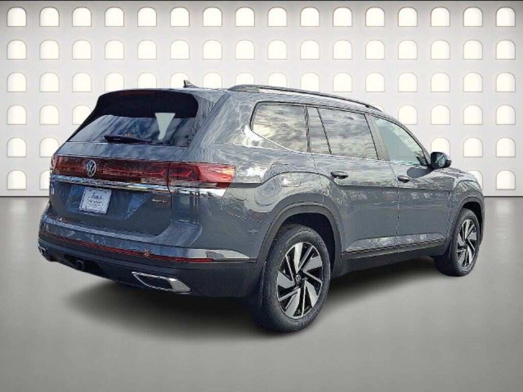 New 2026 Volkswagen Atlas SE w/Technology SUV