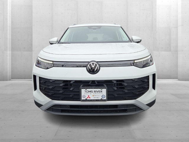 Used 2025 Volkswagen Tiguan 2.0T SE SUV
