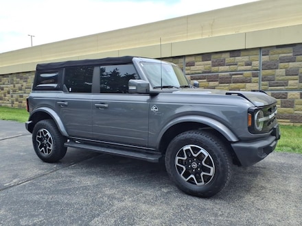 2021 Ford Bronco Outer Banks SUV