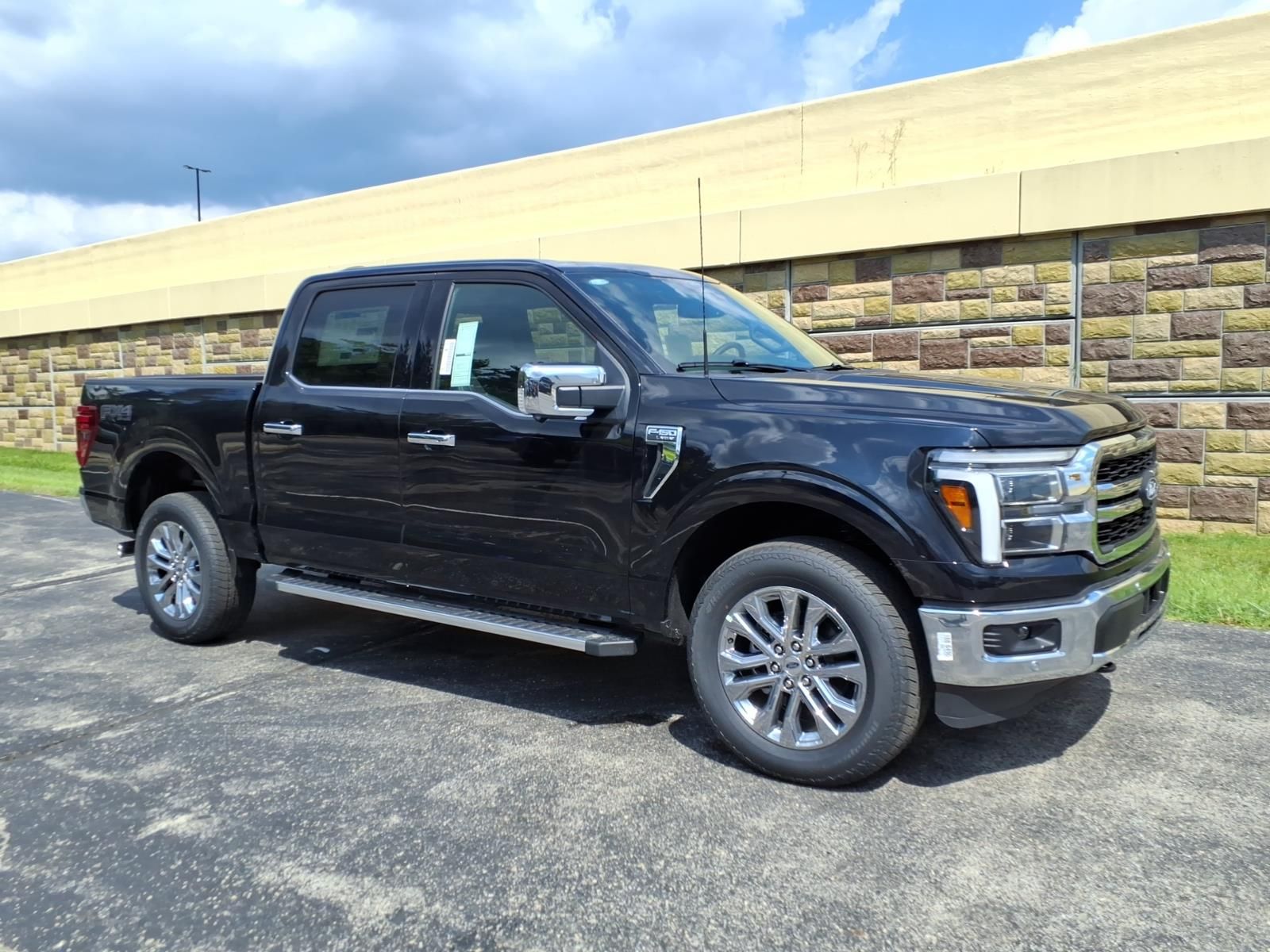 2026 Ford F-150 Lariat Truck