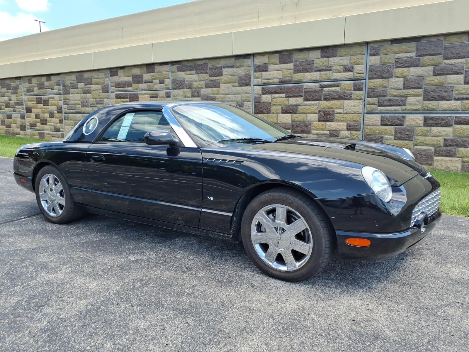 2003 Ford Thunderbird