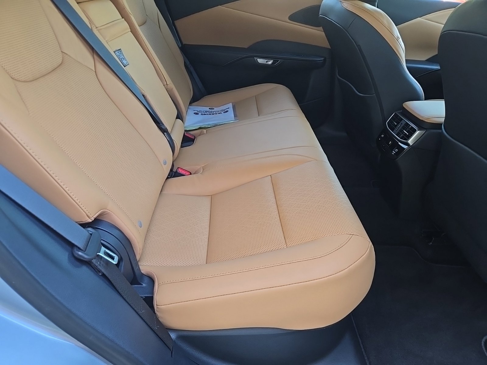 2025 Lexus RX 350 - Photo 34