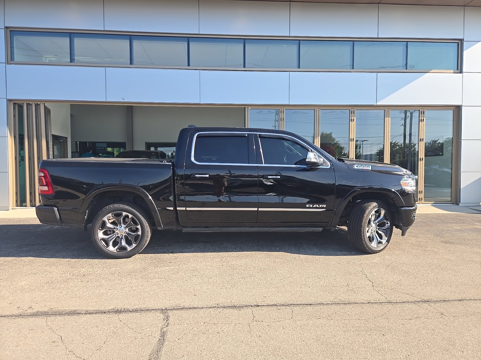 2022 RAM 1500 Pickup Limited