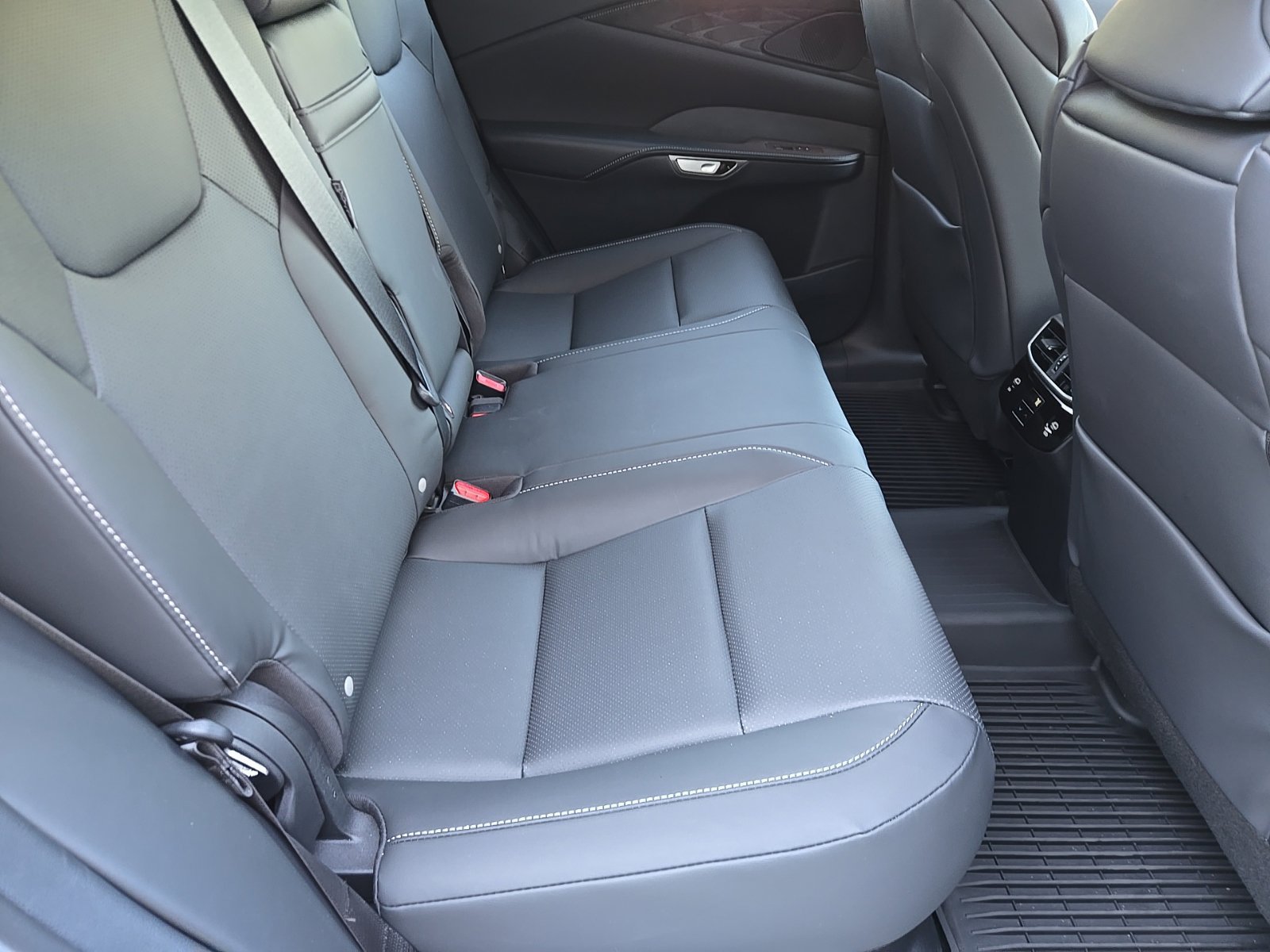 2026 Lexus RX 350 F-Sport - Photo 28