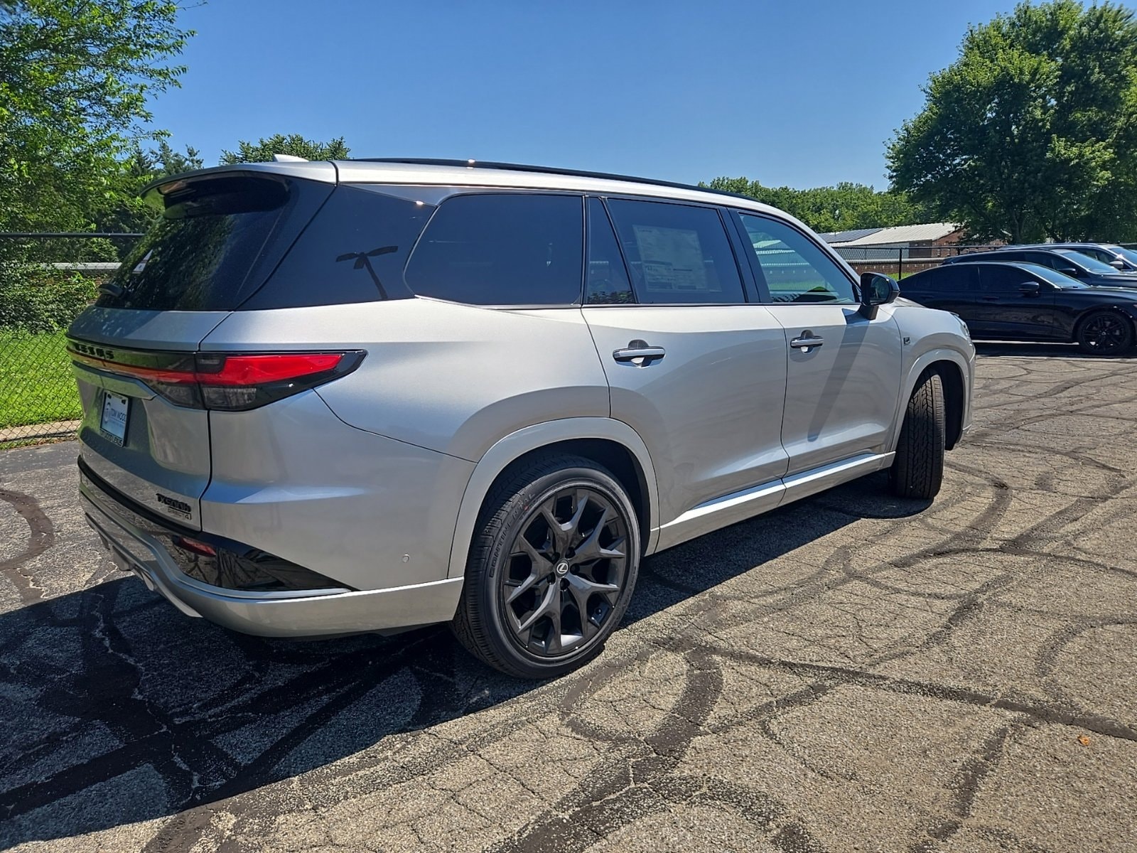 2026 Lexus TX 500h F-Sport Premium - Photo 9