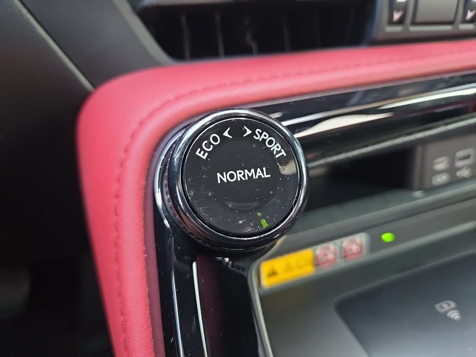 2024 Lexus NX 350 - Photo 43
