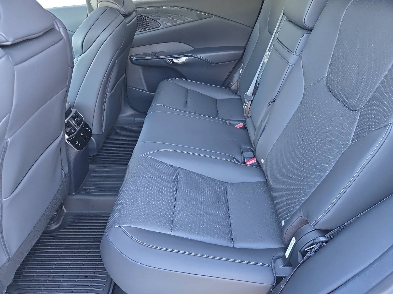 2026 Lexus RX 350 F-Sport - Photo 30