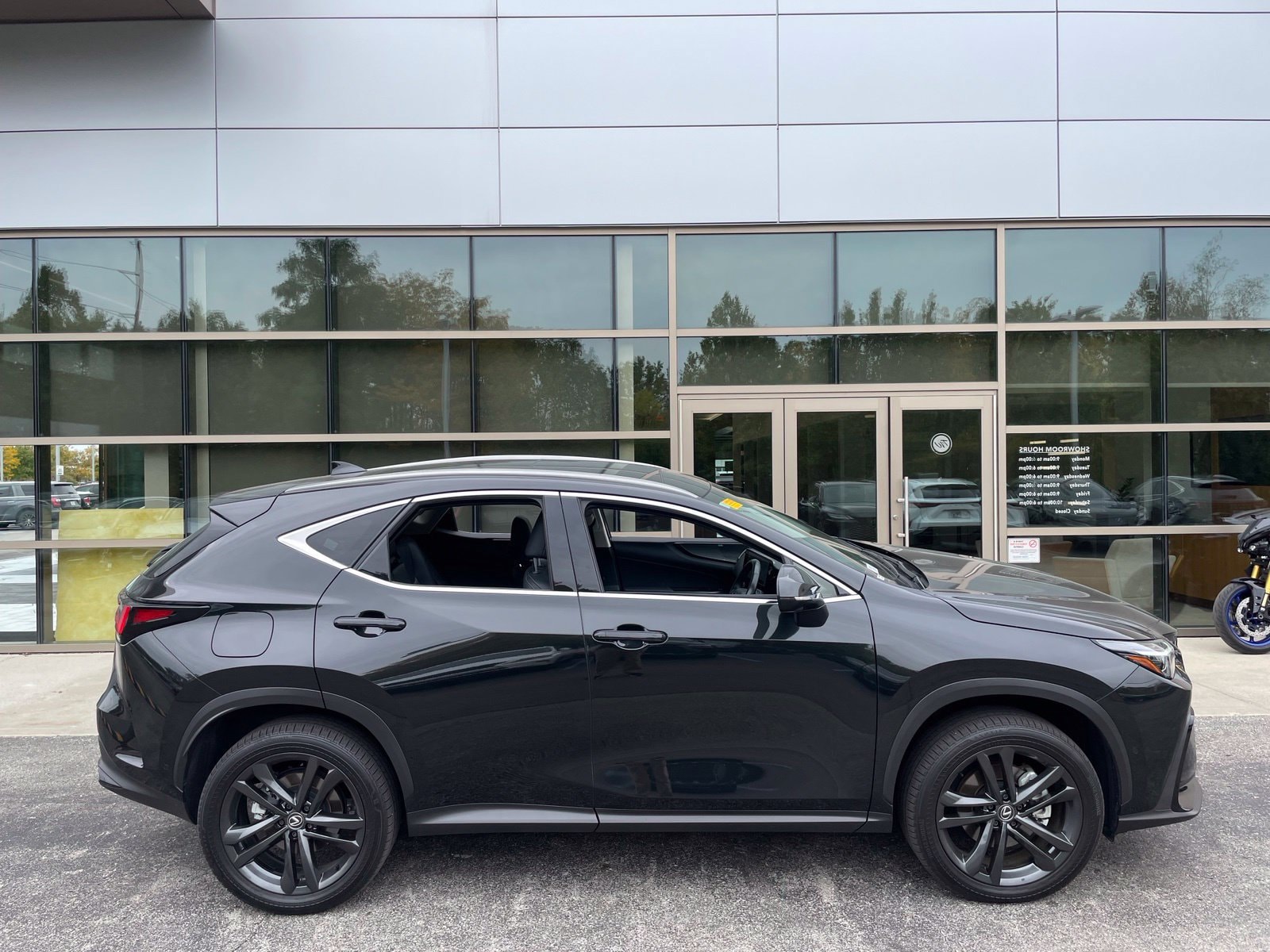 2025 Lexus NX PHEV