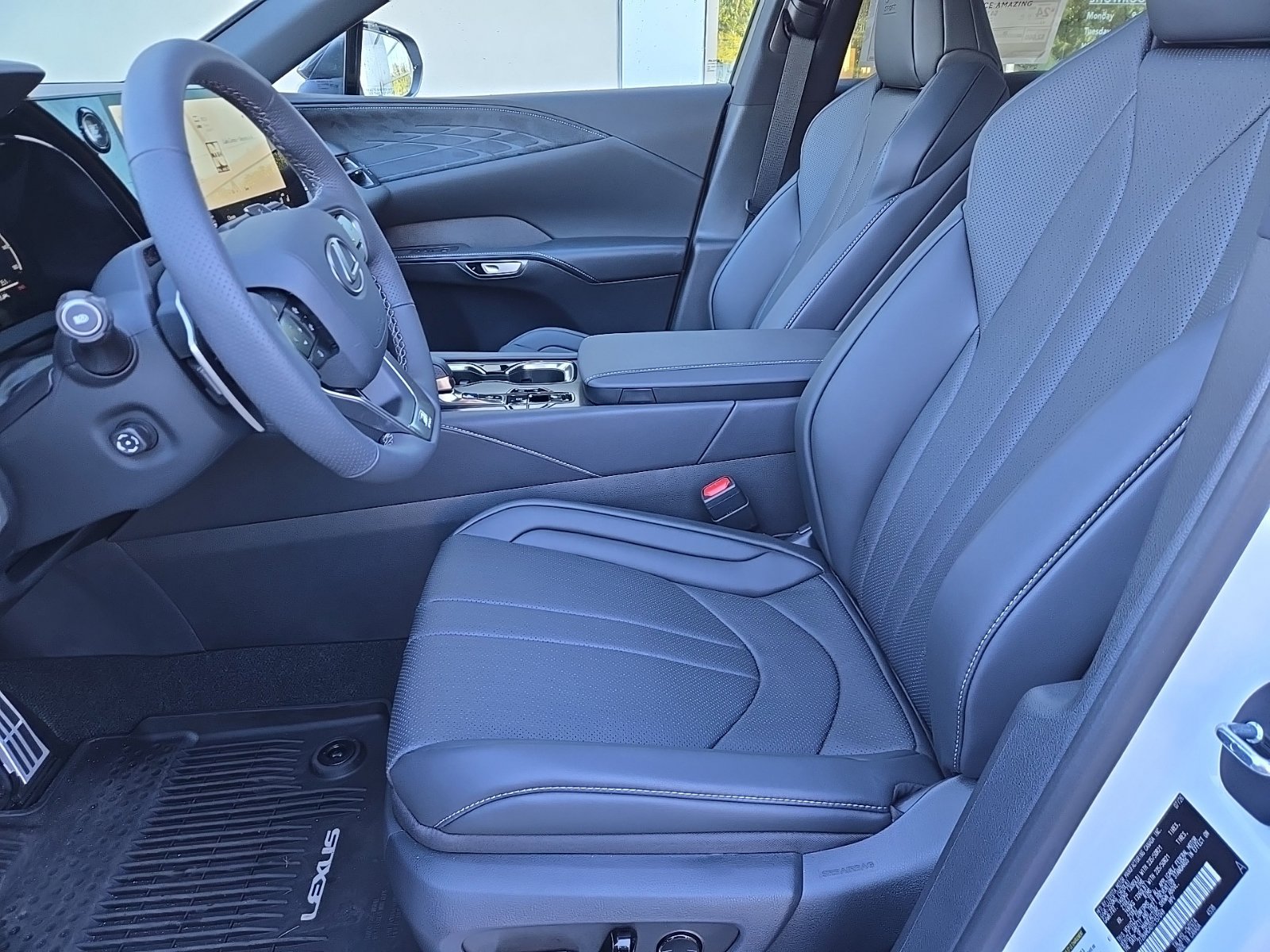 2026 Lexus RX 350 F-Sport - Photo 21