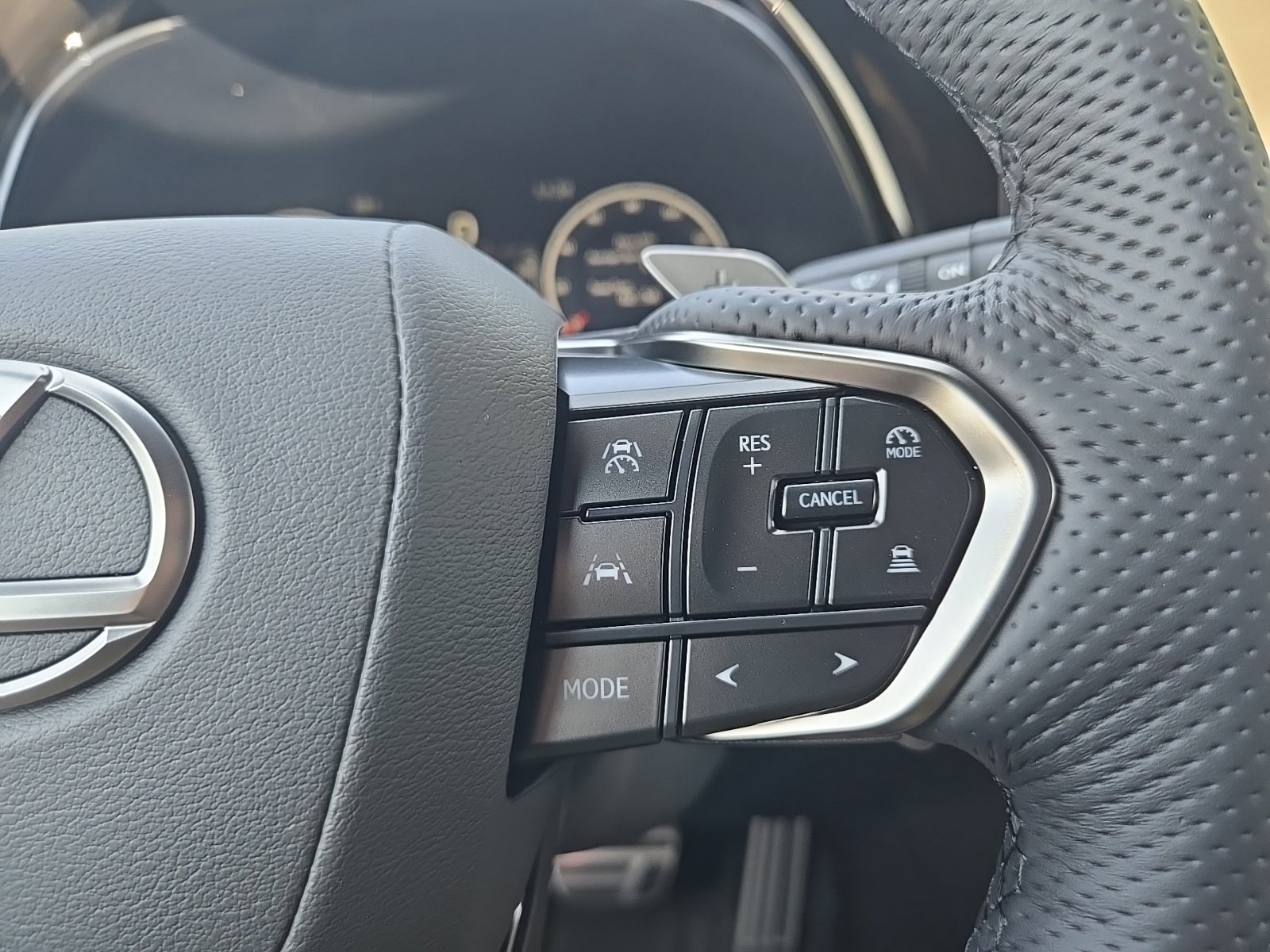 2026 Lexus TX 500h F-Sport Premium - Photo 42