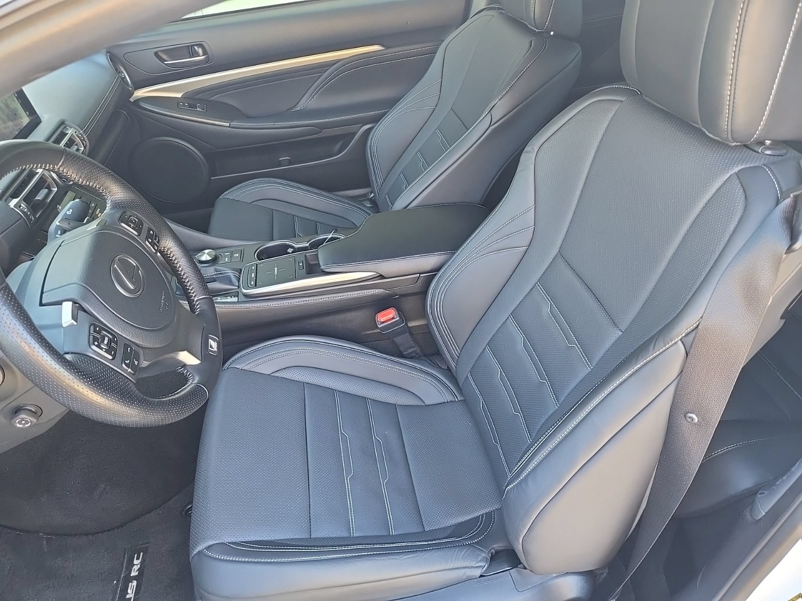 2023 Lexus RC 350 F SPORT - Photo 20