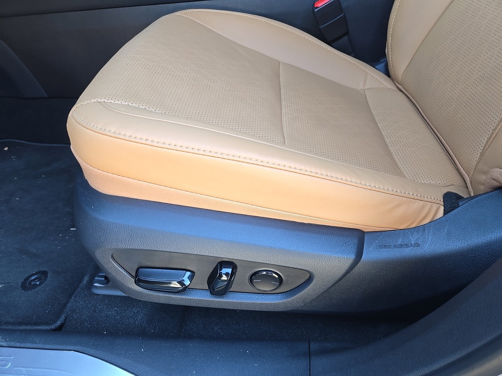 2025 Lexus RX 350 - Photo 28