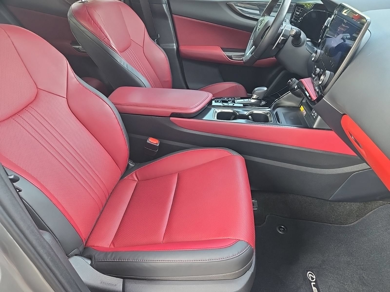 2024 Lexus NX 350 - Photo 27