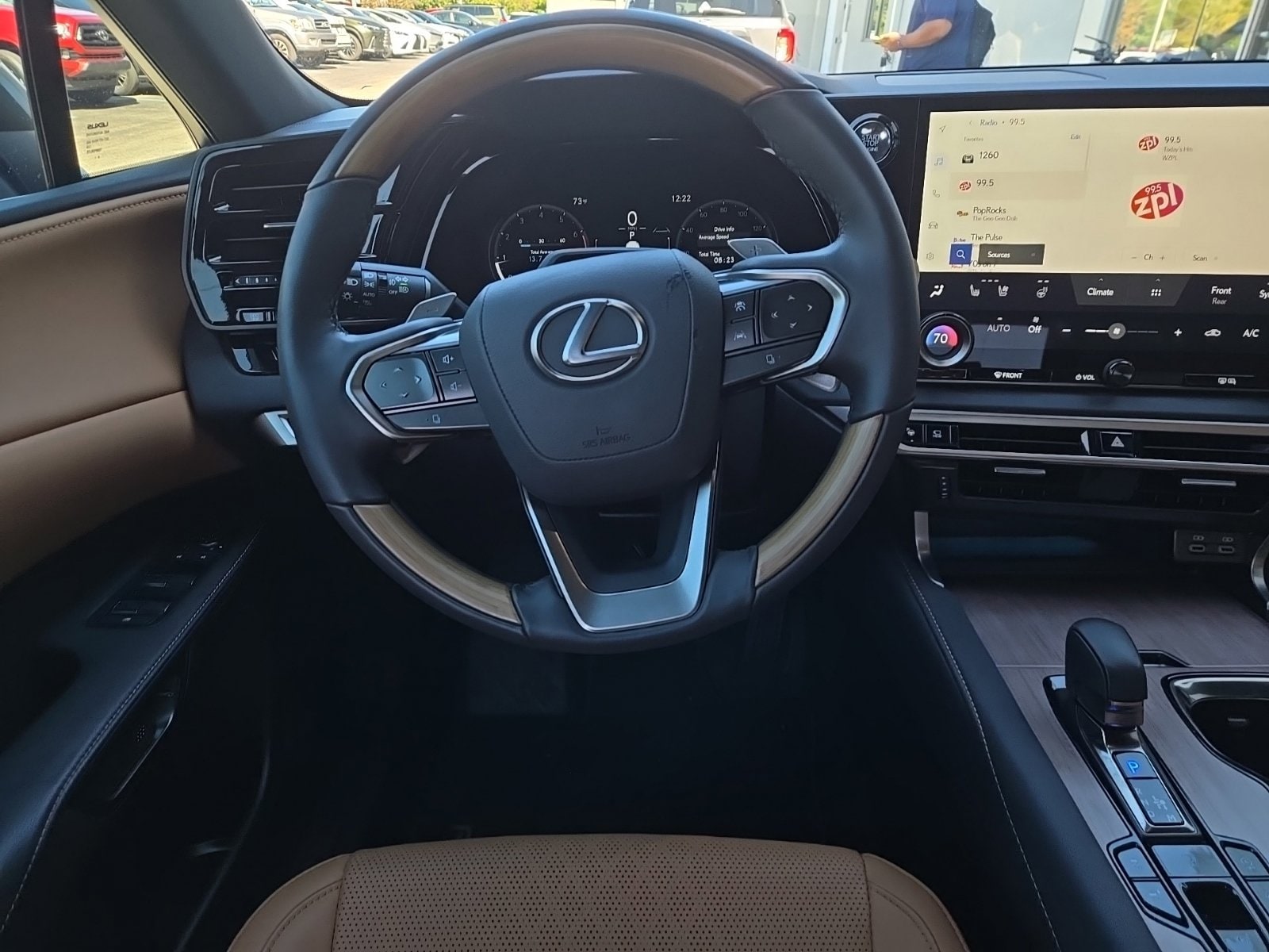 2025 Lexus RX 350 - Photo 40