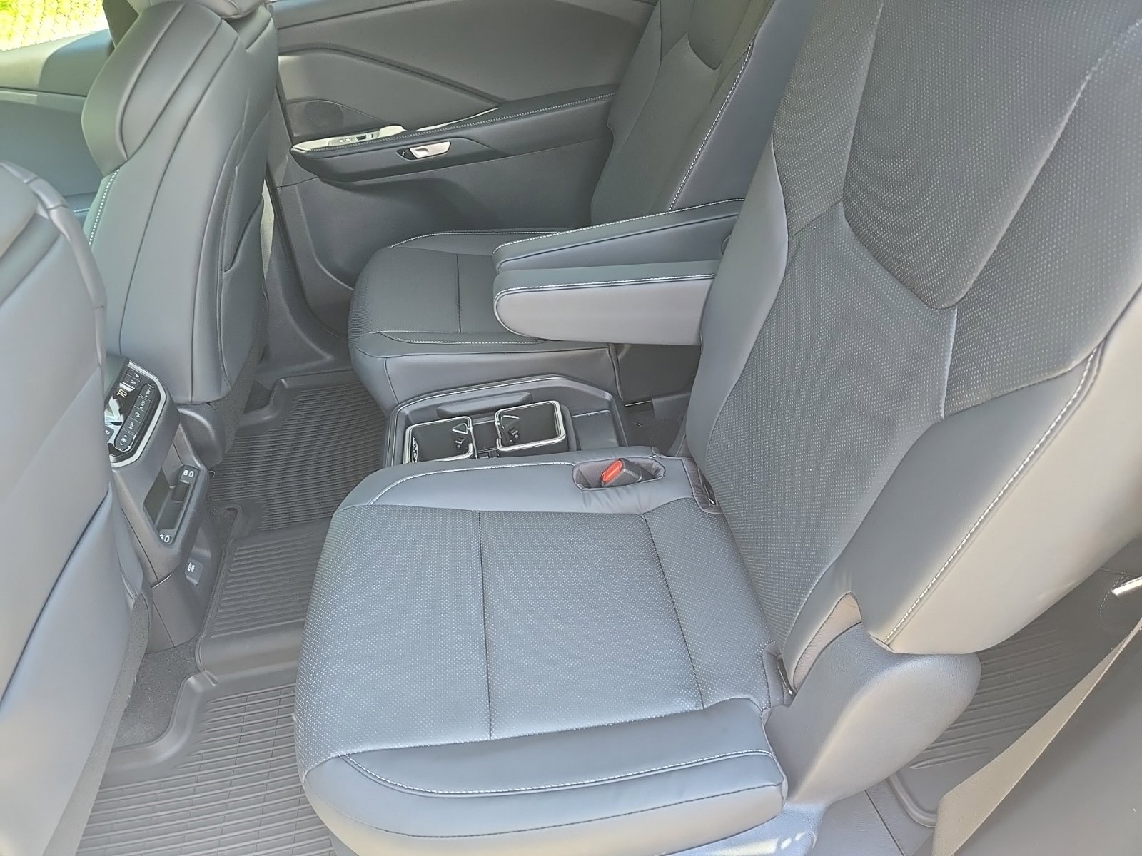 2026 Lexus TX 500h F-Sport Premium - Photo 31