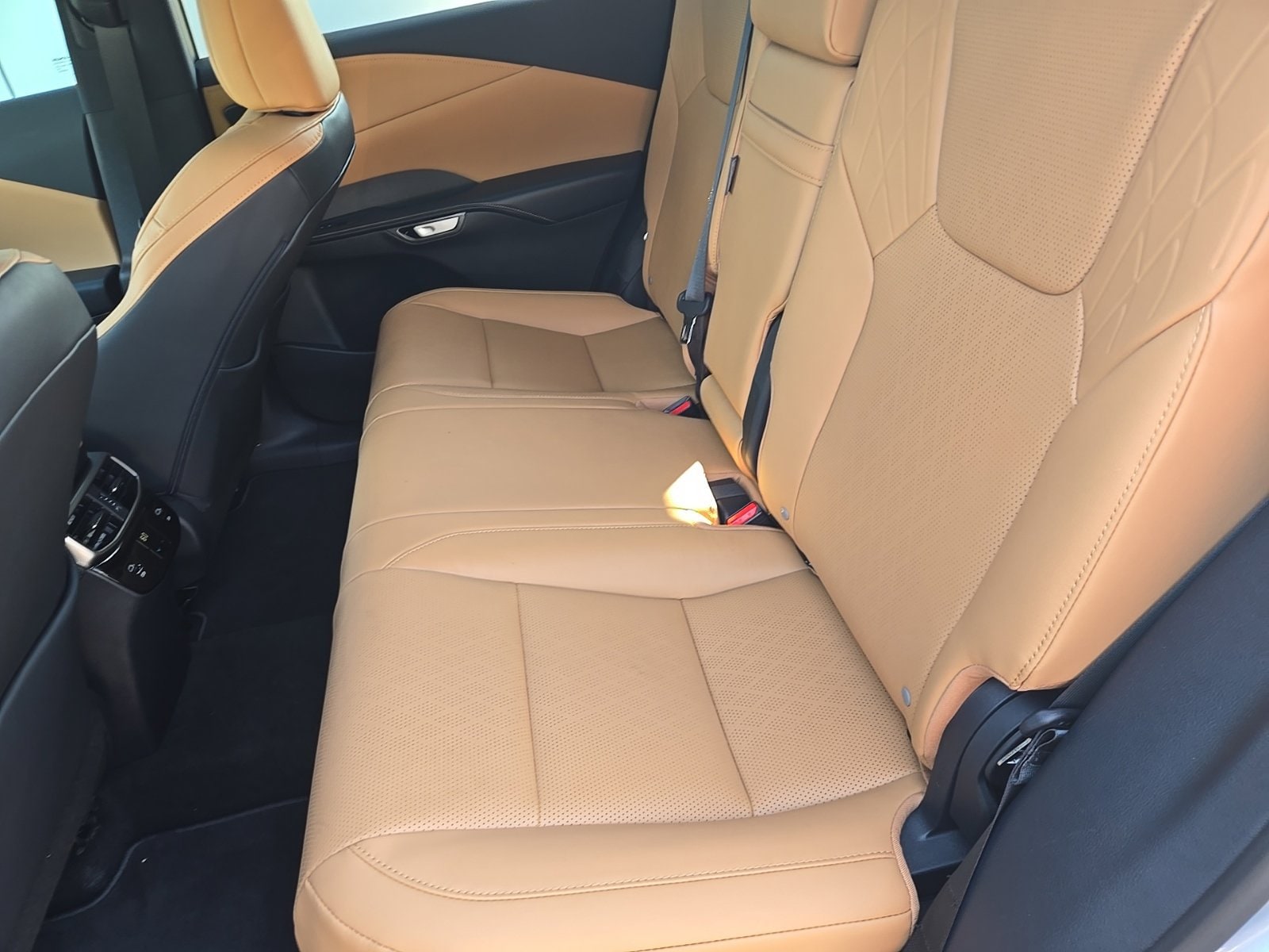 2025 Lexus RX 350 - Photo 5