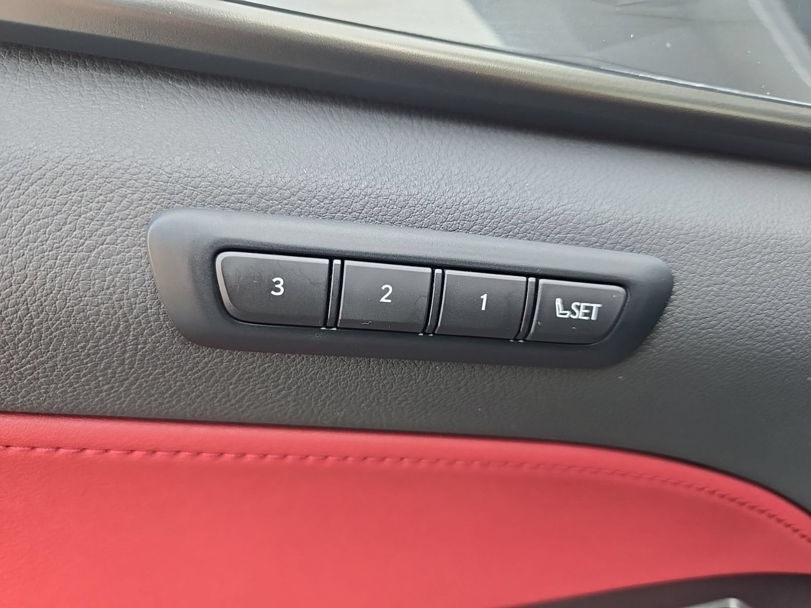 2024 Lexus NX 350 - Photo 24