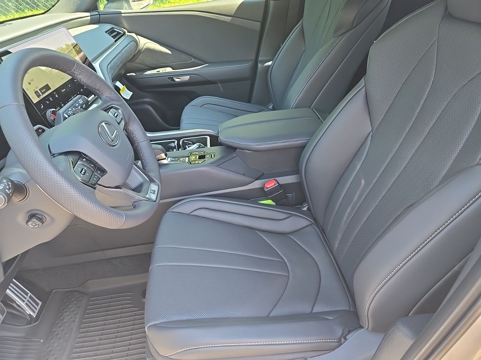 2026 Lexus TX 500h F-Sport Premium - Photo 22
