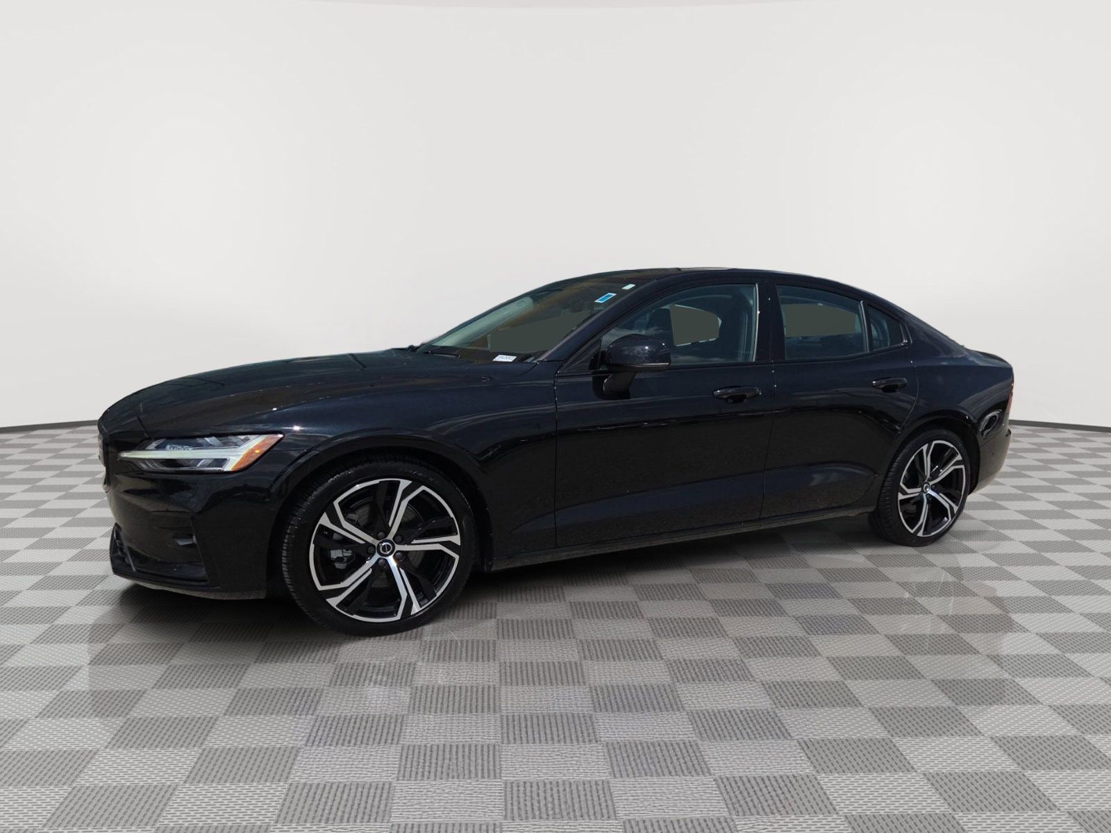 2025 Volvo S60