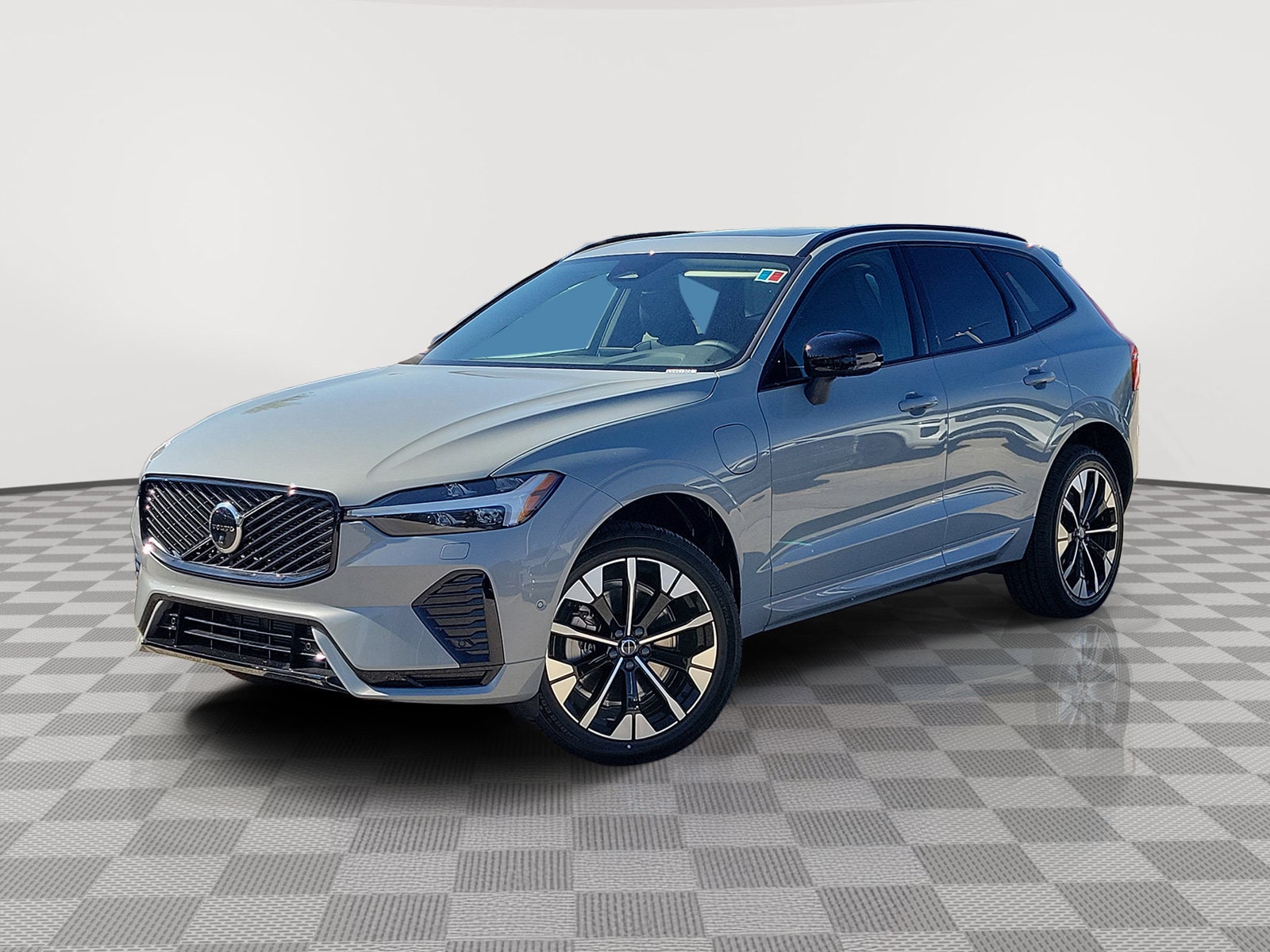 2027 Volvo XC60 Plug-In Hybrid