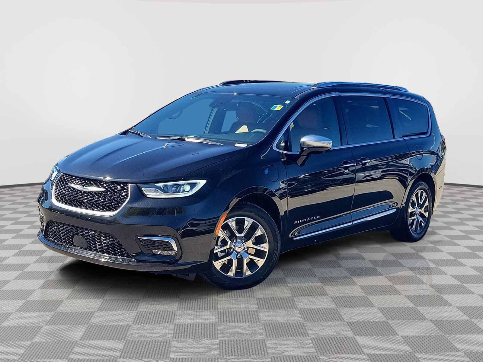 2023 Chrysler Pacifica Hybrid Pinnacle