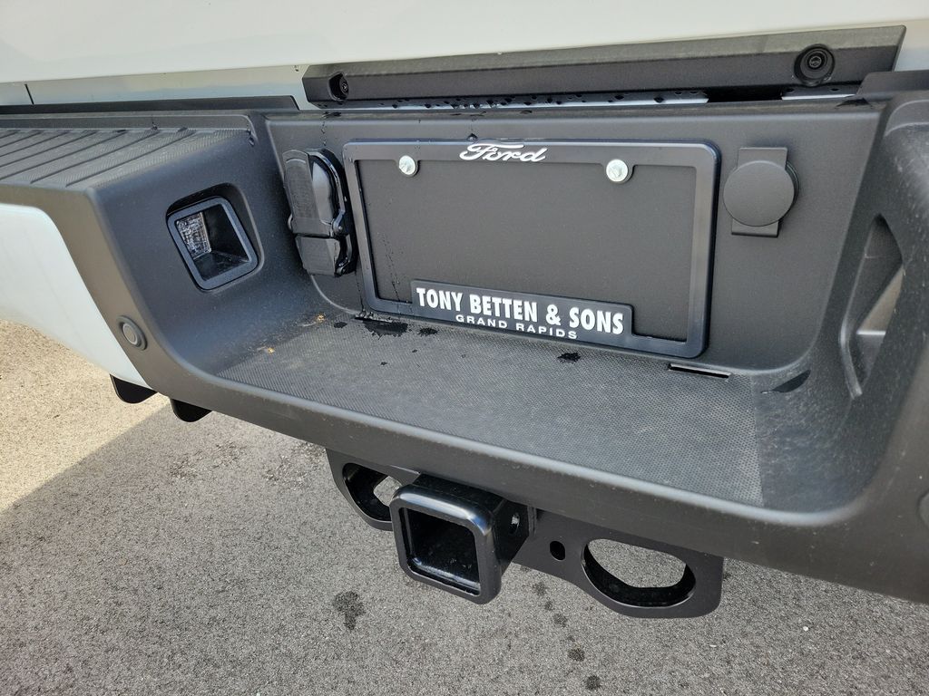 2026 Ford F-350 Super Duty Platinum - Photo 11