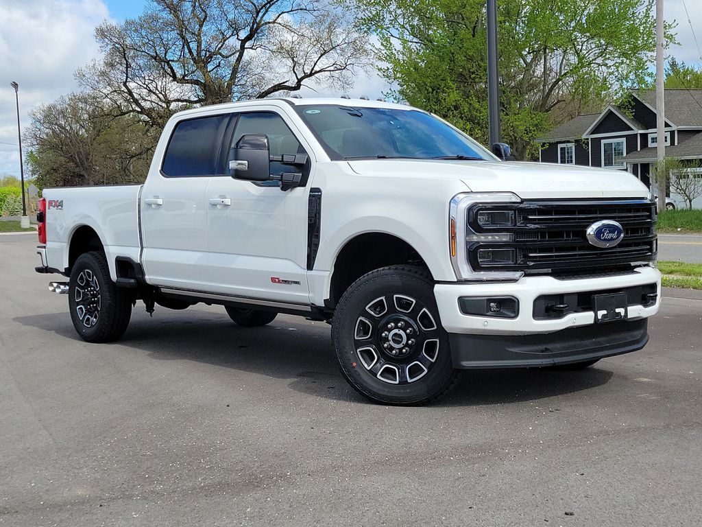 2026 Ford F-350 Super Duty Platinum - Photo 39