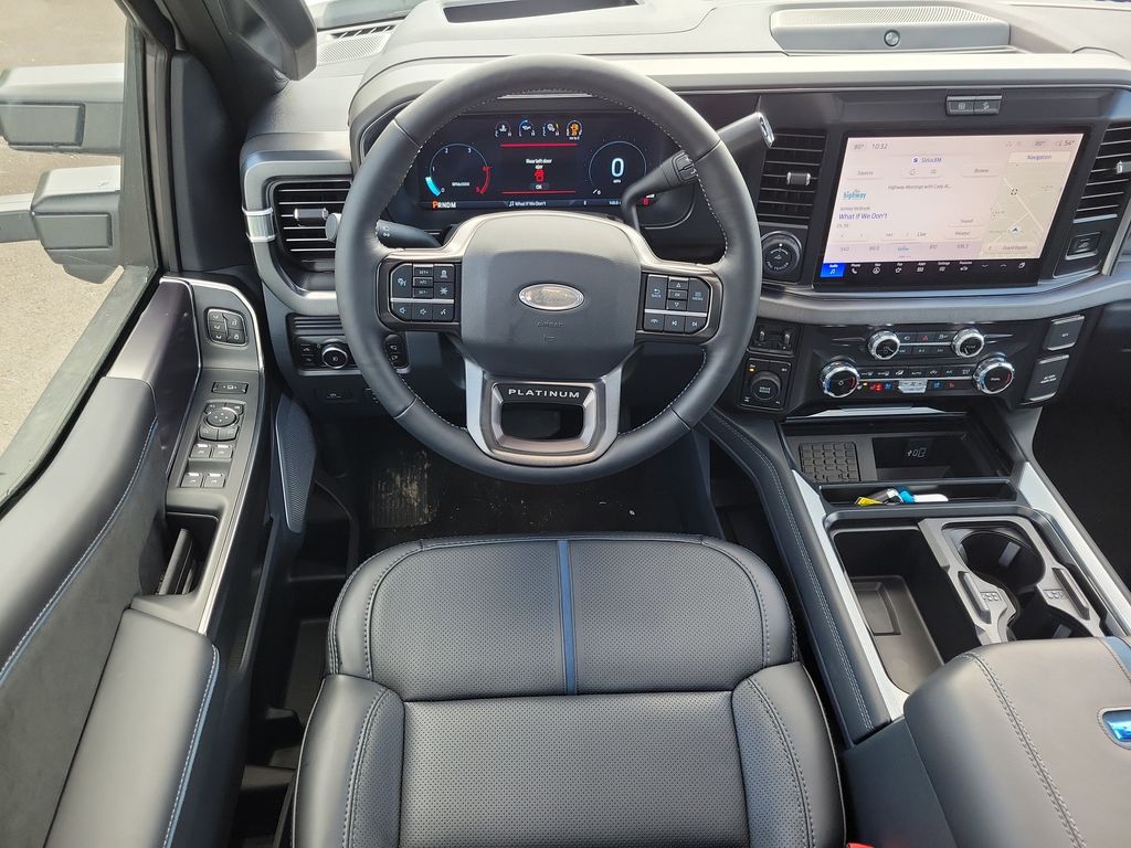 2026 Ford F-350 Super Duty Platinum - Photo 15