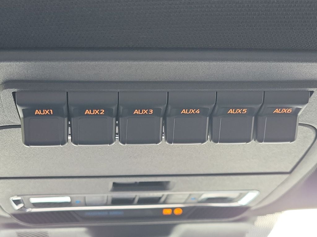 2026 Ford F-350 Super Duty Platinum - Photo 37