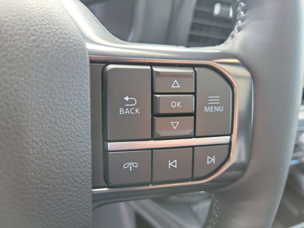 2026 Ford F-350 Super Duty Platinum - Photo 27