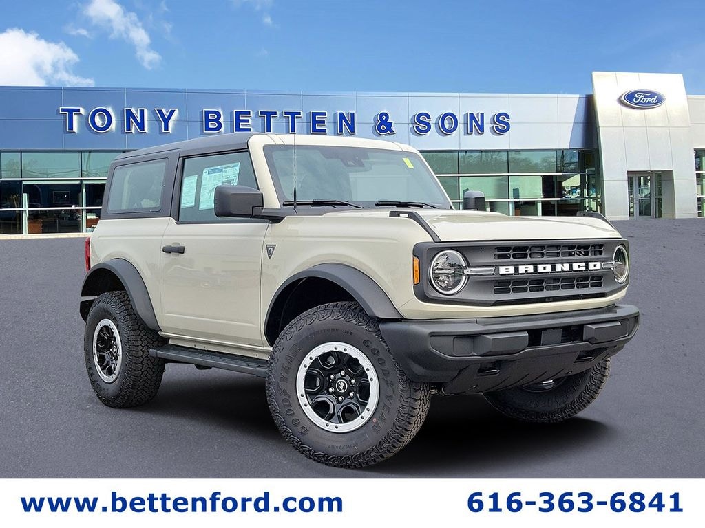 New 2026 Ford Bronco Base SUV