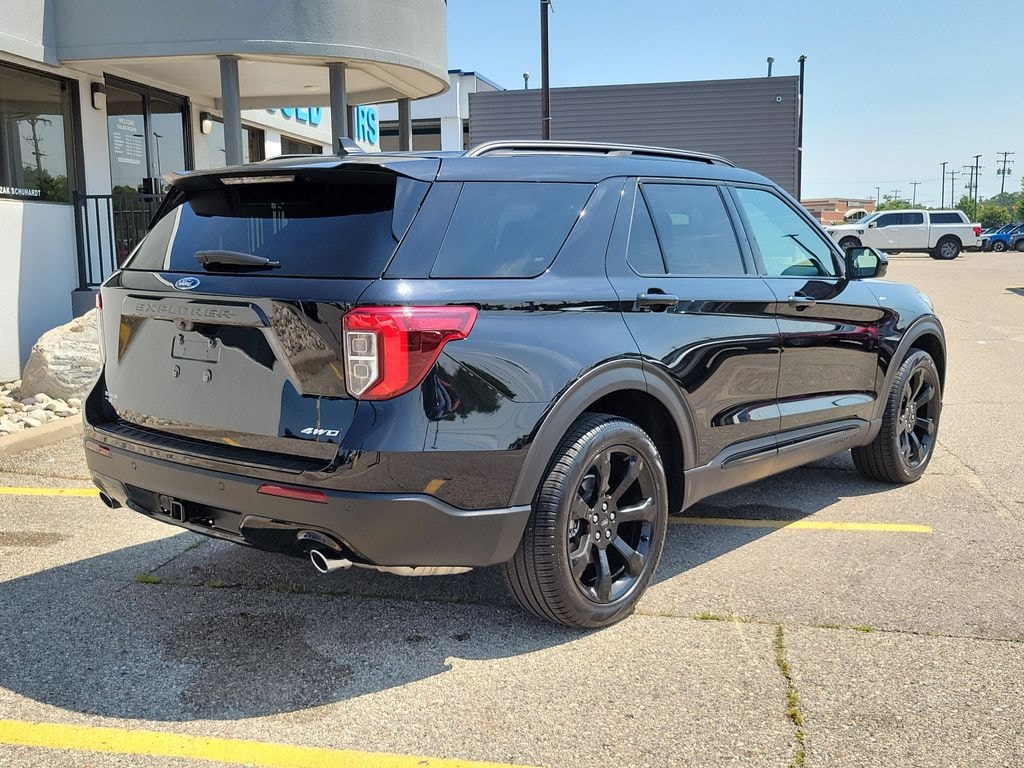 Used 2024 Ford Explorer ST-Line SUV
