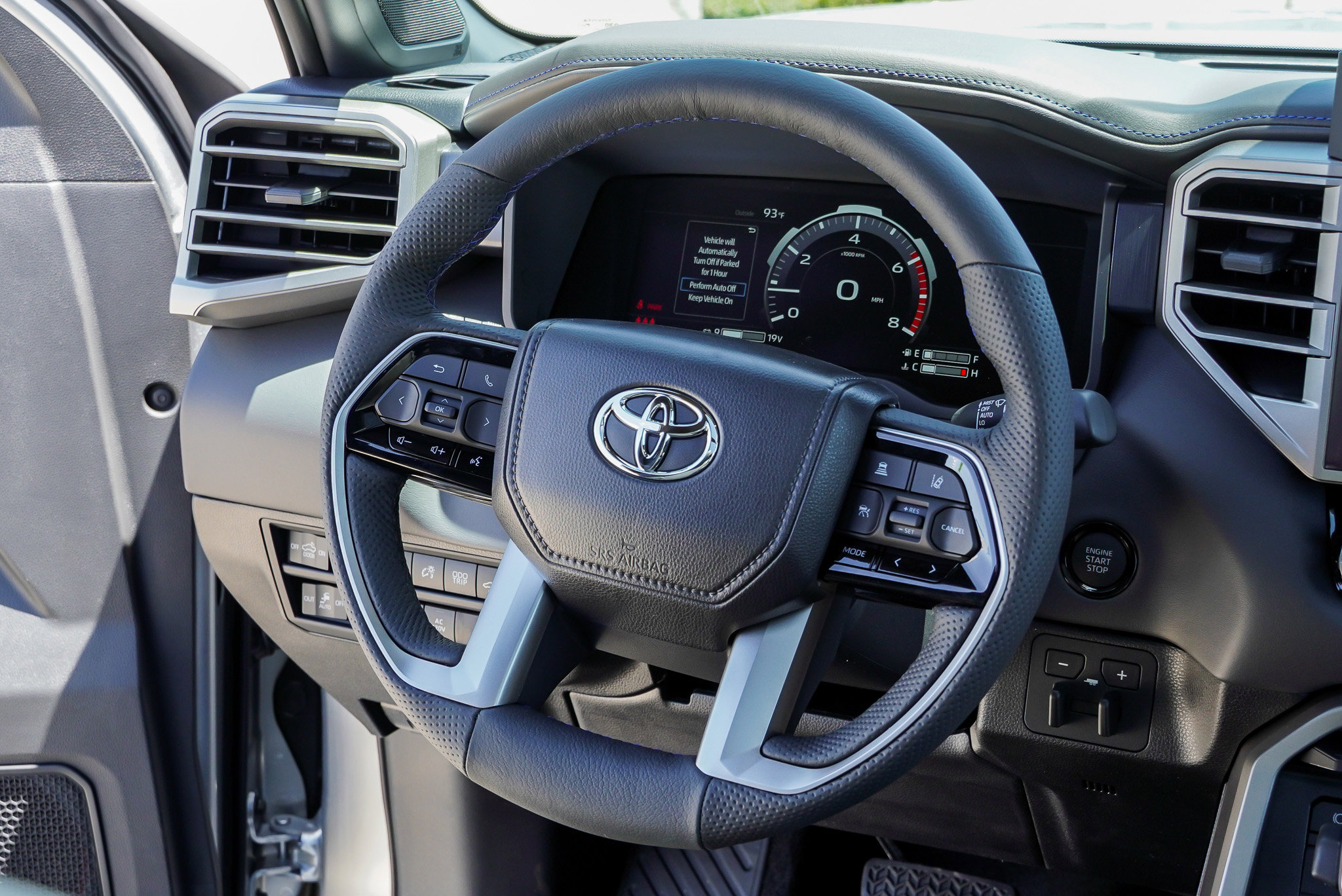 2026 Toyota Tundra Platinum - Photo 35