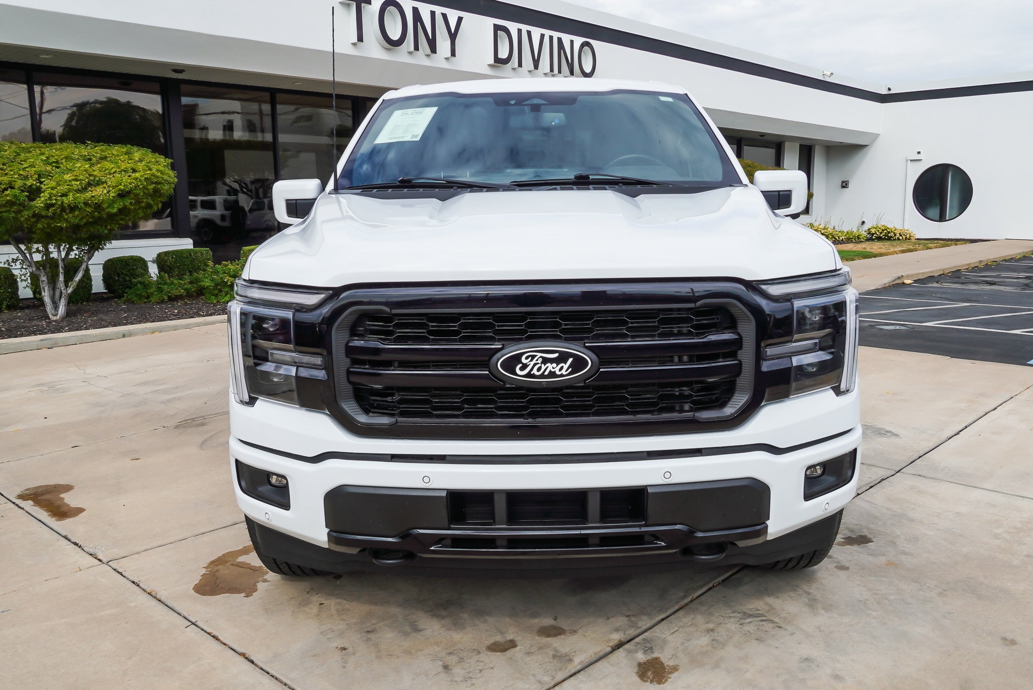 2025 Ford F-150 Lariat - Photo 3