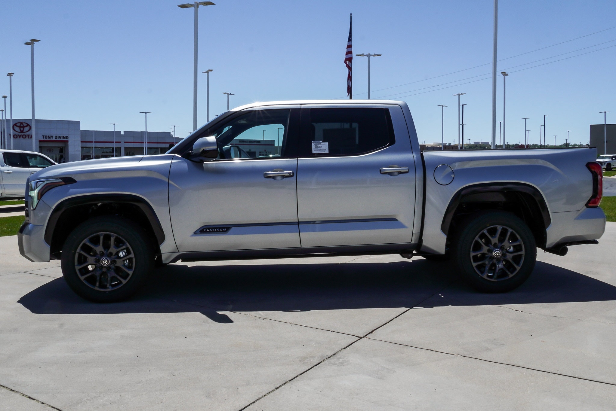 2026 Toyota Tundra Platinum - Photo 5