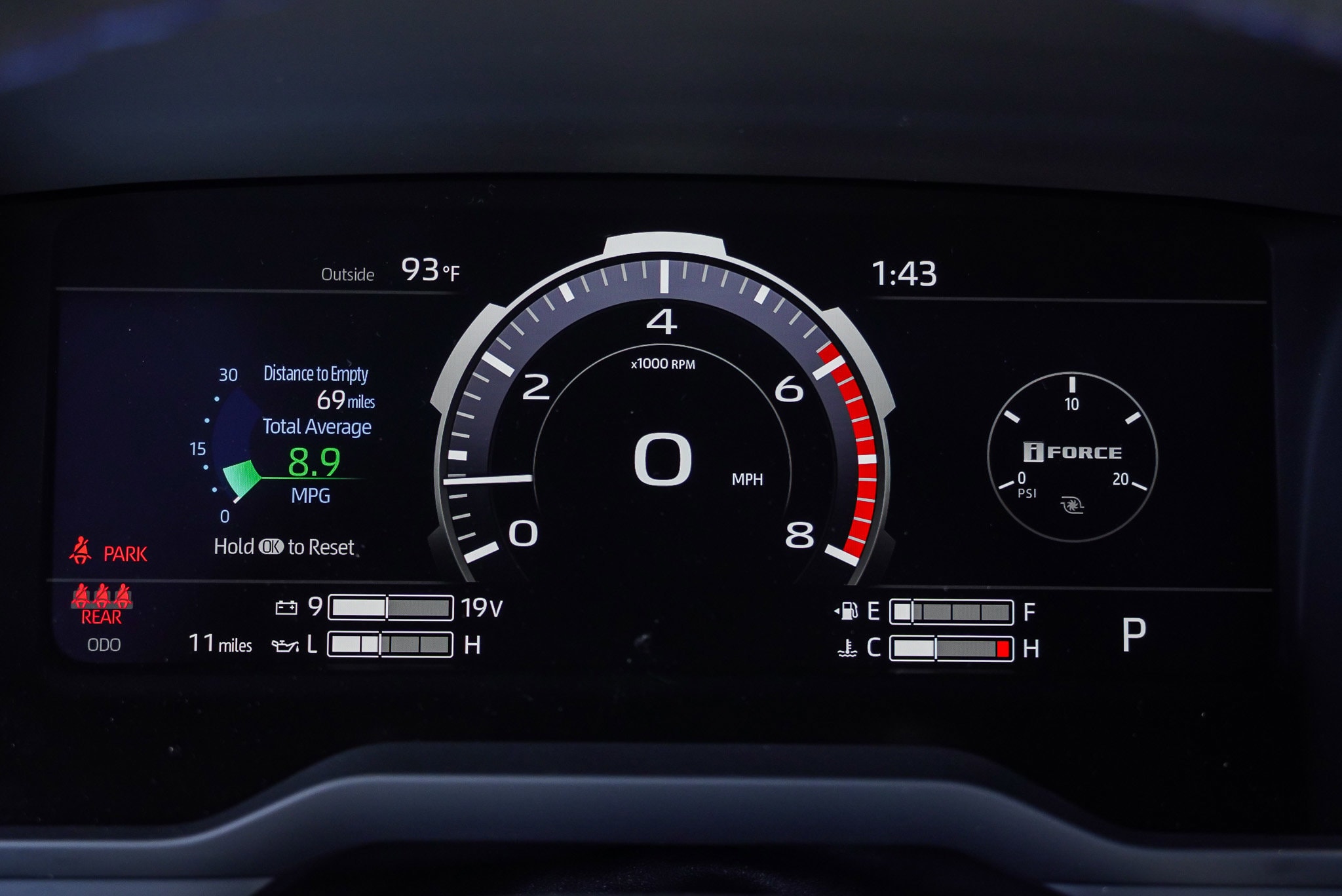 2026 Toyota Tundra Platinum - Photo 44