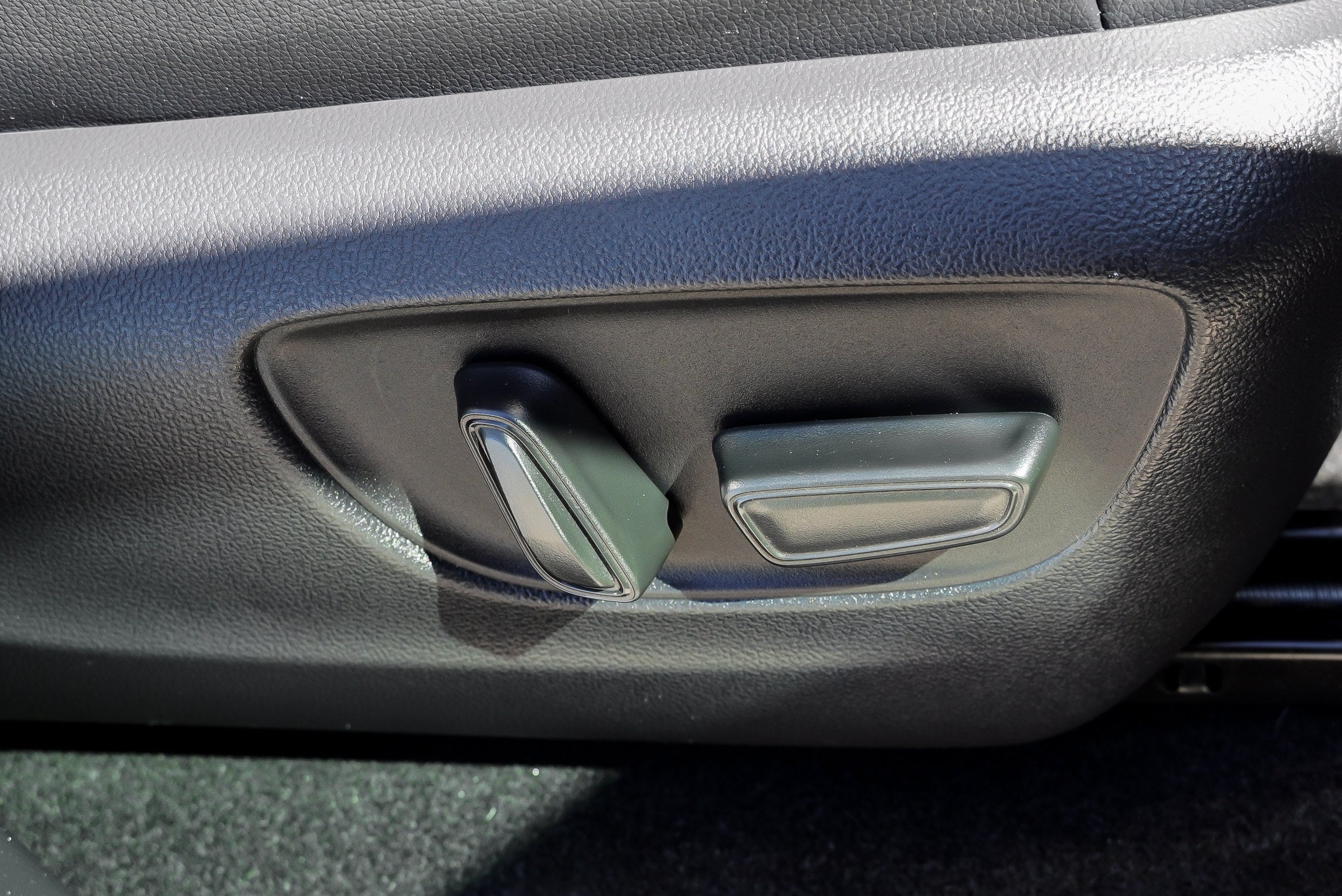 2025 Toyota Land Cruiser Base - Photo 29